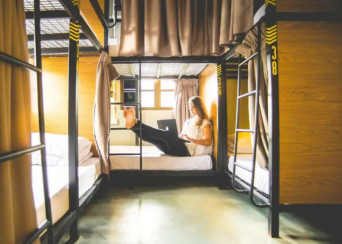 Traveller Bunker Hostel 1